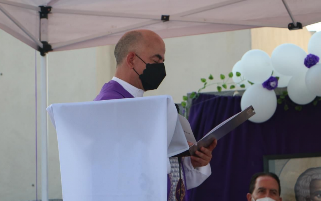 Óscar Lomelín Blanco inició su ministerio como primer Rector de la Misión Parroquial San Pedro y San Pablo en Salinas Victoria